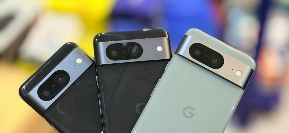 Google Pixel 8 with replaced screen, pre-owned stock shown from the rear